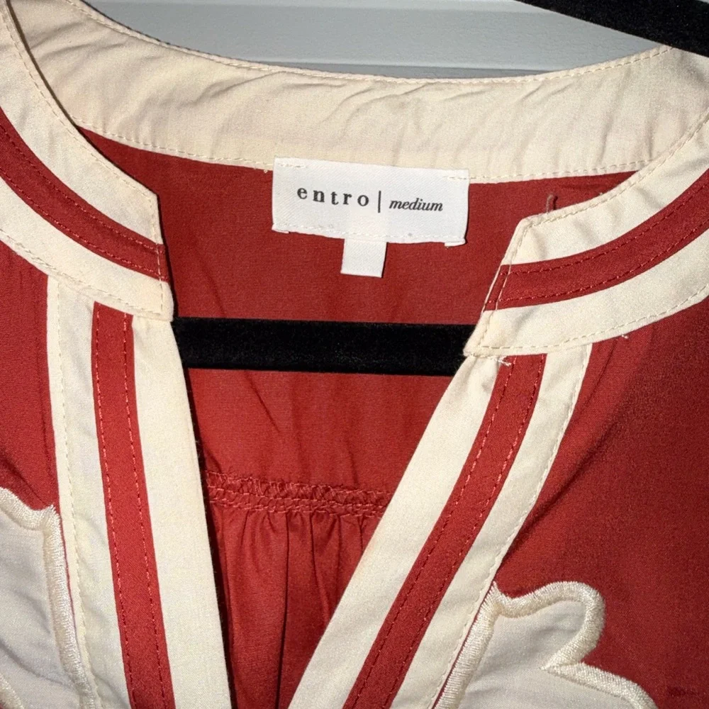 Entro Scarlett Blouse - Picture 2 of 3